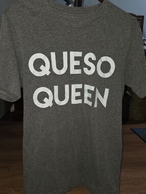 Luella Gray Queso Queen Short Sleeve Tee